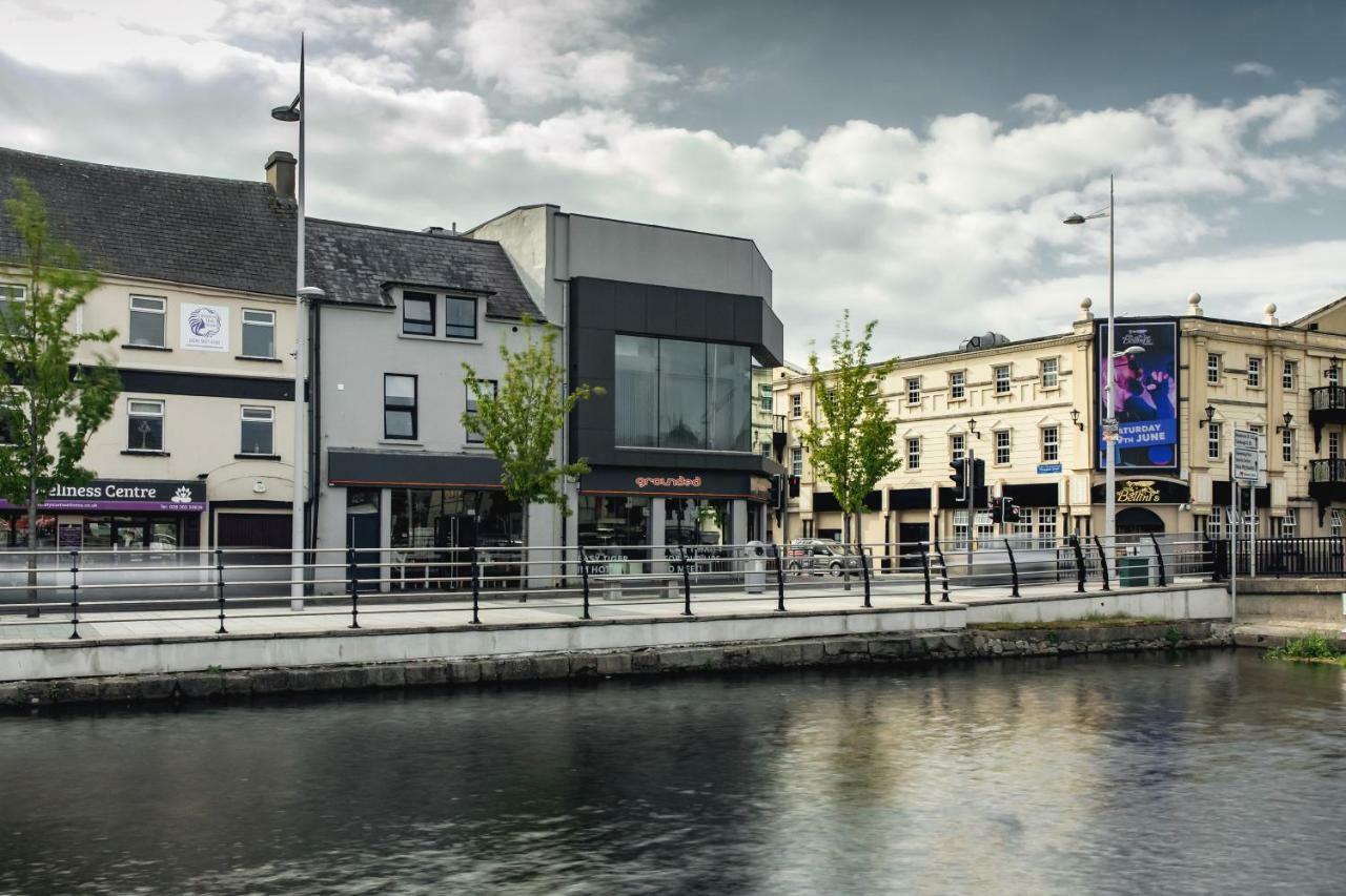 Godfrey Mews Apartment Newry Exterior foto